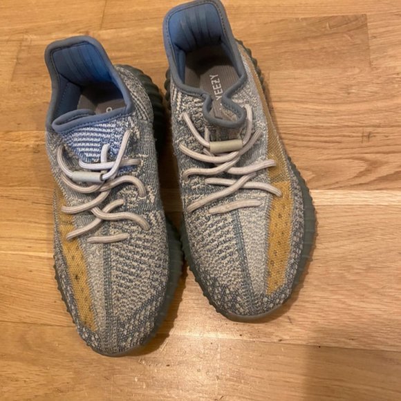 "Yeezy israfil size 6 - good